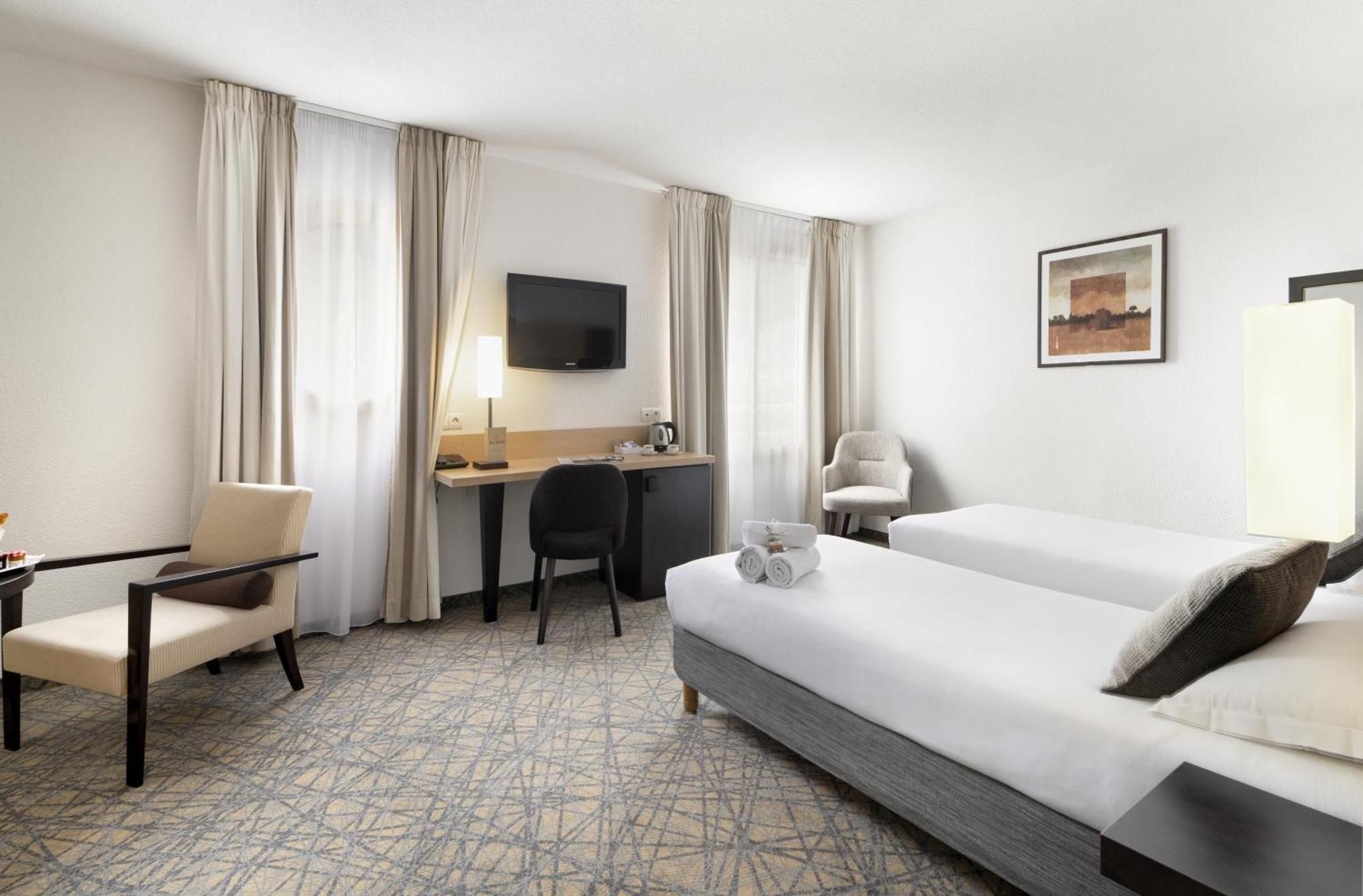 Hotel Eliseo Lourdes Esterno foto